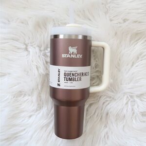 Stanley 40 oz. Adventure Quencher H2.O Flowstate Tumbler Rose Glow